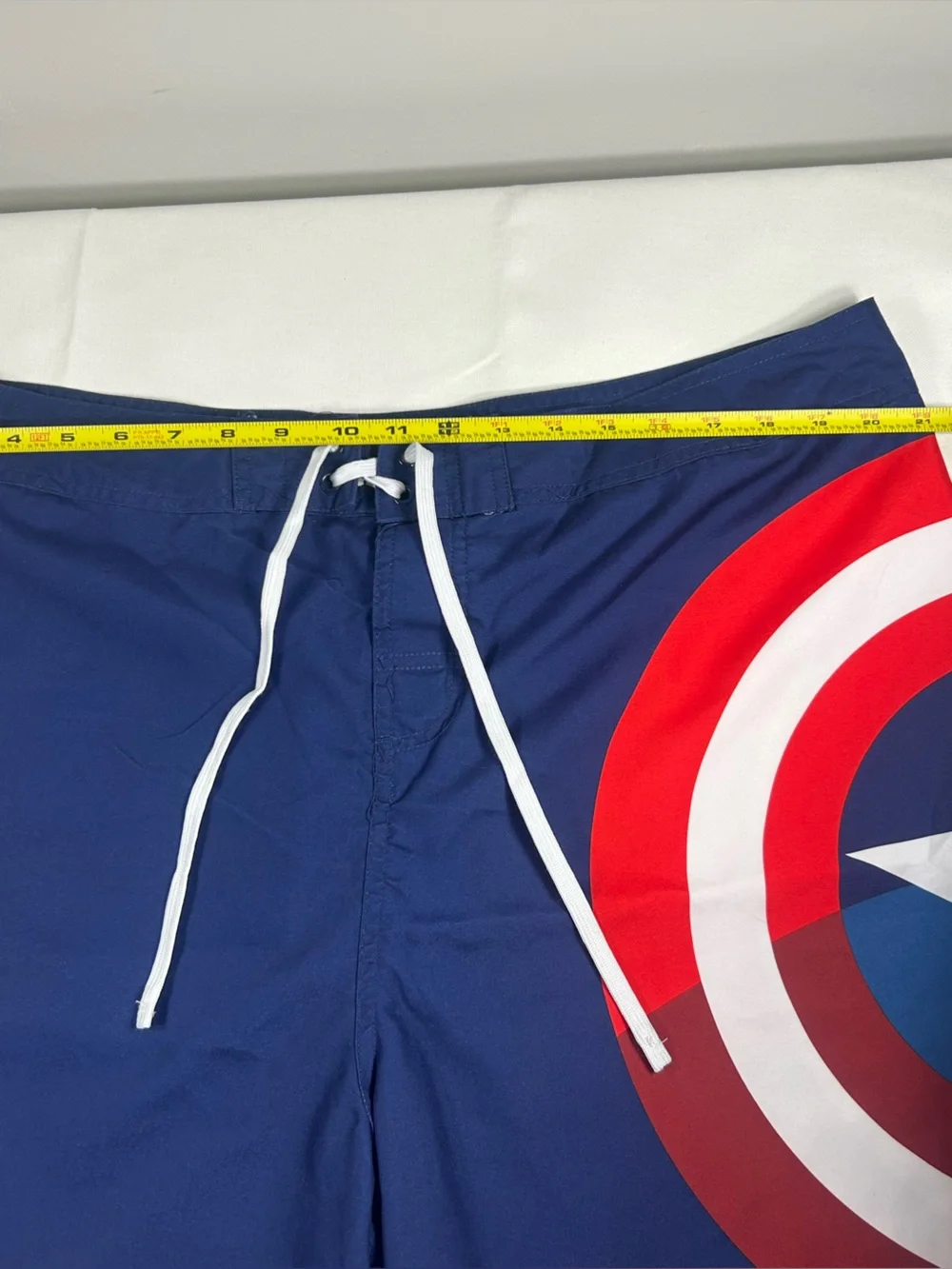 Marvel Comics Captain America Shield Men's XL Swim Board Shorts Surf Trunks EUC